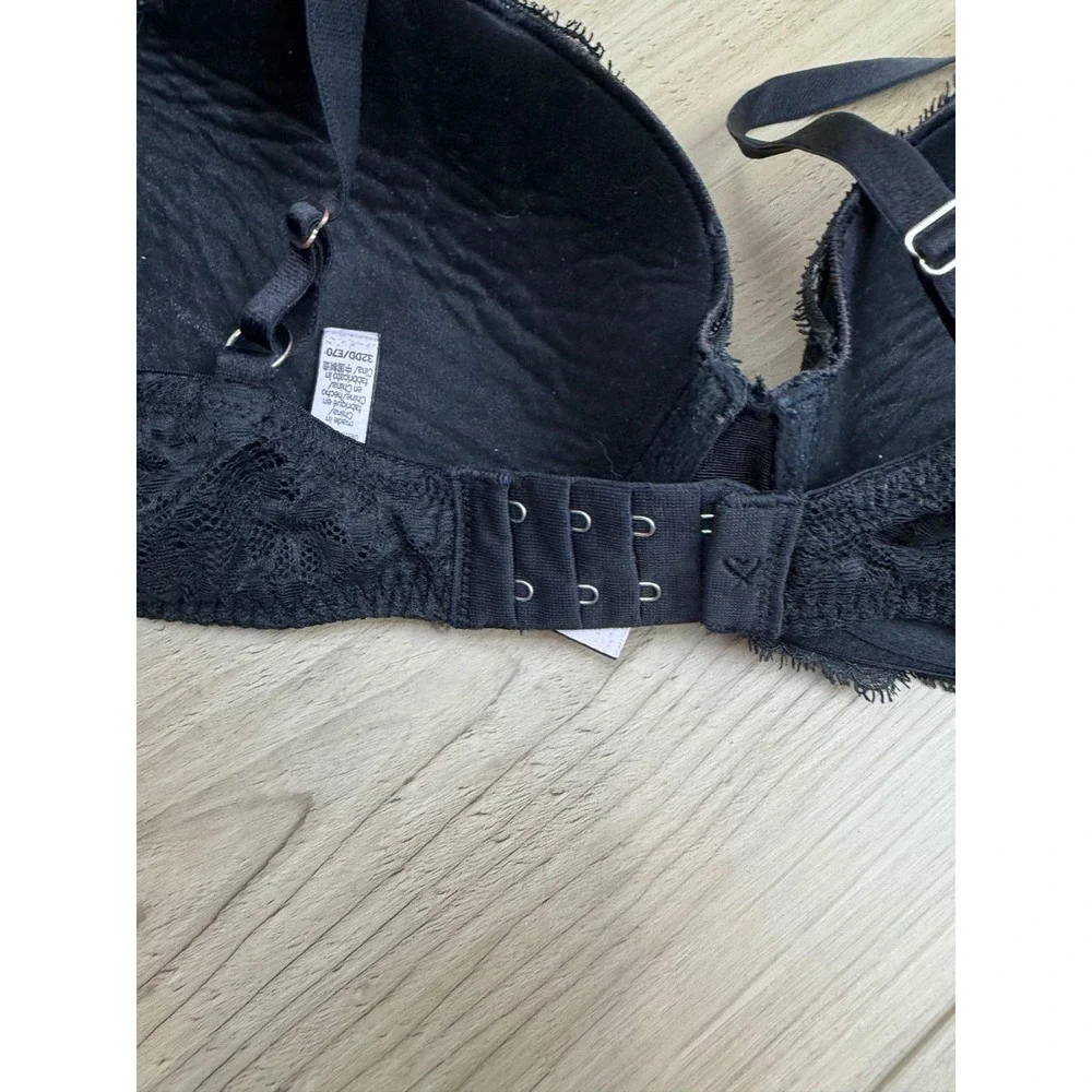 Victoria's Secret Dream Angels‎ Lined Demi Bra Black Floral Lace 32DD